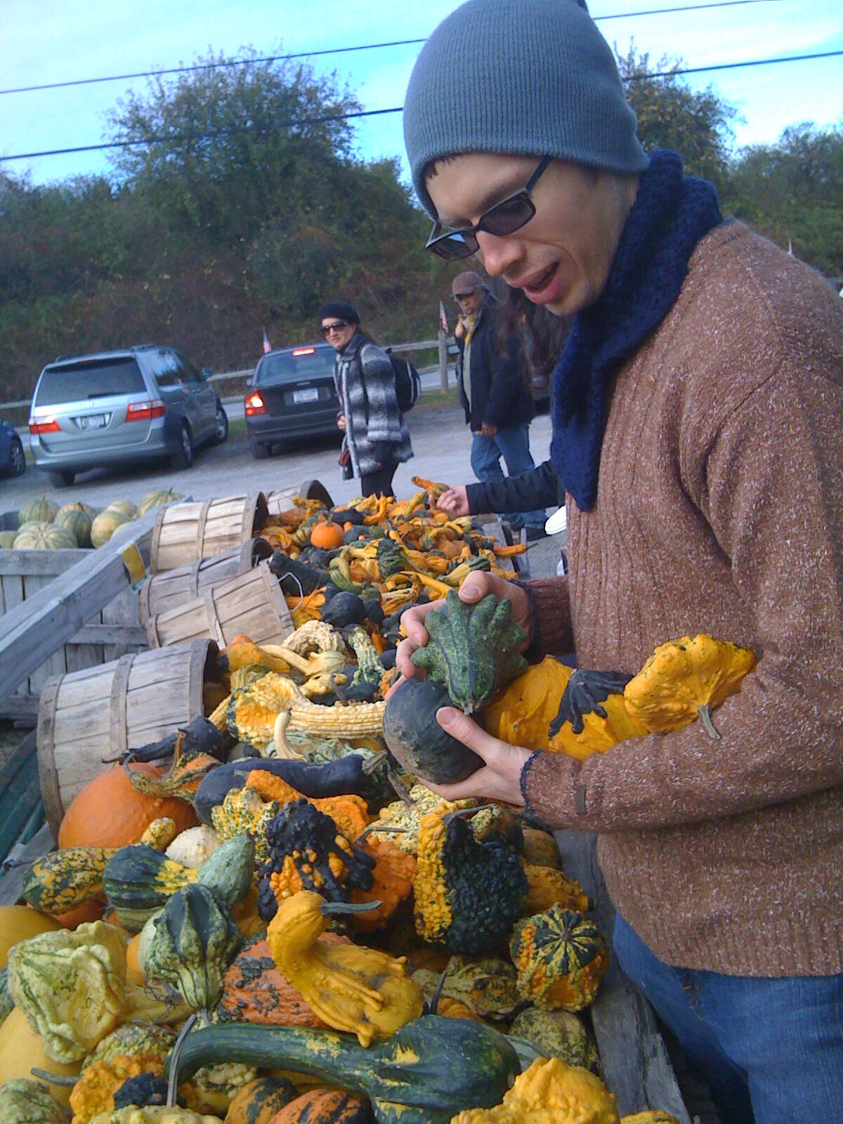 jesse checking out the gourds